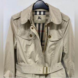 Authentic BURBERRY JACKET WOMENS US 8,  UK 8-10, BEIGE BELTED NOVA CHECK LINING